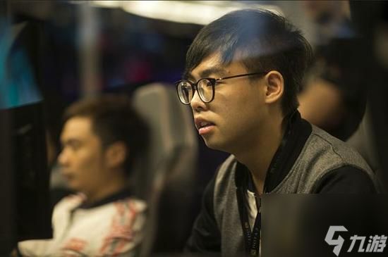 DOTA2:既然这个ROTK有点东西,为什么小象一开始没请他当