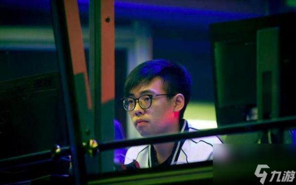 DOTA2:既然这个ROTK有点东西,为什么小象一开始没请他当