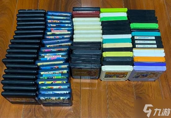 1052盒FC游戏卡带震撼拍卖!差一盒即可全收集