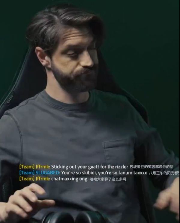 _本以为是愚人节整活，怎么PUBG真做了个恋爱游戏出来？_本以为是愚人节整活，怎么PUBG真做了个恋爱游戏出来？