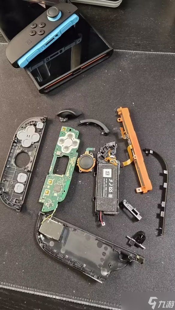 完了！玩家拆解Switch2手柄 确认未使用霍尔效应摇杆