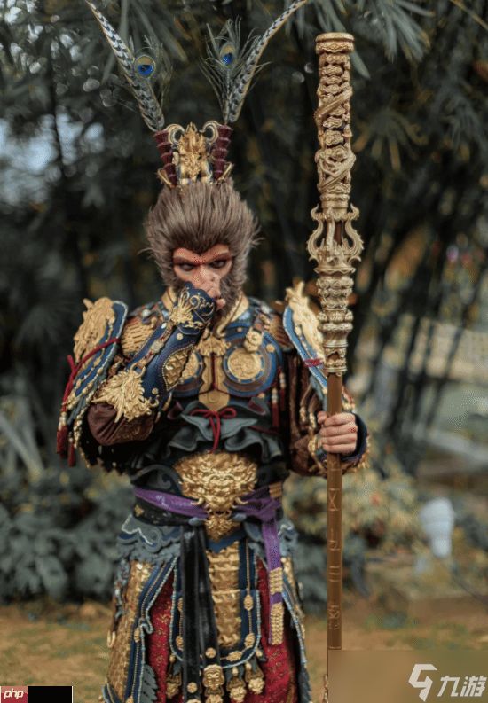还原度极高！老外耗时6个月手工打造《黑神话：悟空》Cos服
