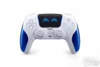 索尼《宇宙机器人》限量手柄返场 笑脸设计引人注目