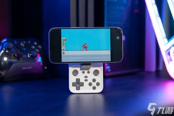 磁吸手柄abxylute M4登场 手机秒变掌机还原实机手感