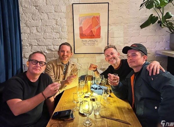 指环王主演重聚！霍比特人与精灵畅谈往事