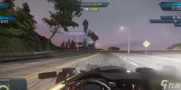 极品飞车视角切换到驾驶的方法是什么？如何调整视角？