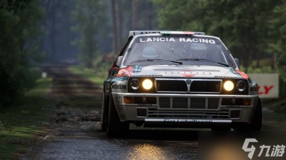 《神力科莎：拉力》新手入门技巧：平稳比速度更重要