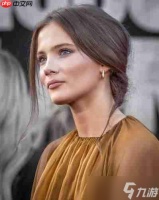 《猎魔人》希里演员在大超走后哭了 也不想演了