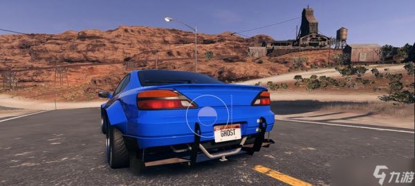 极品飞车更换车牌的流程是什么？