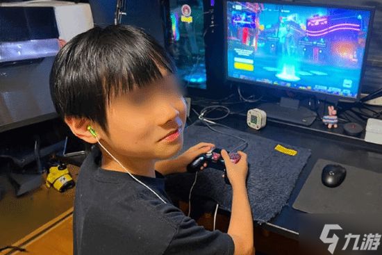 12岁天才小学毕业辍学打电竞!曾连打28小时到尿裤子