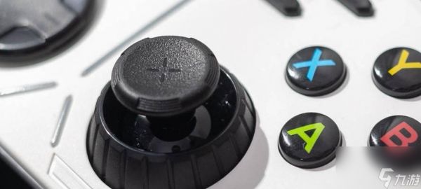 生化危机换子弹按键是什么?