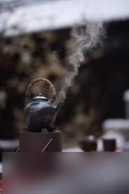 古代文人煮雪烹茶时更青睐哪种雪