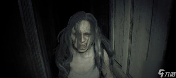 生化危机7突脸镜头调整方法是什么？