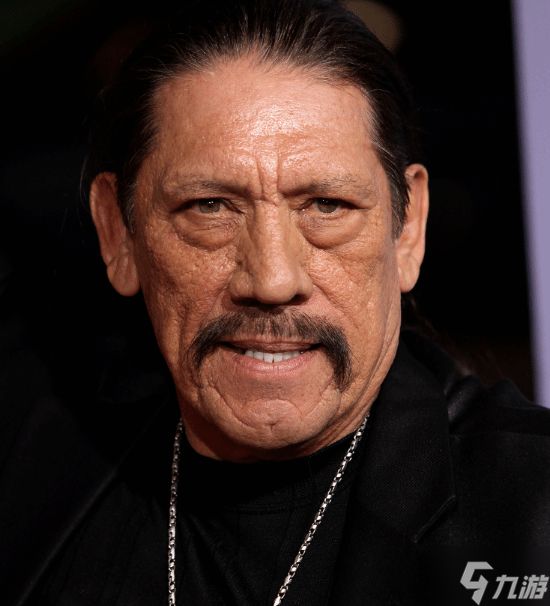 《绝命毒师》演员发猎奇图庆宝可梦30周年 致敬名场面