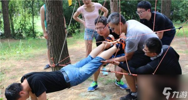 逆战队友信任建立的技巧是什么?