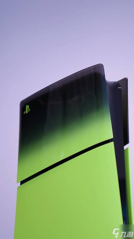 PS5外壳与手柄再出新款！亮面黑与霓虹色完美搭配