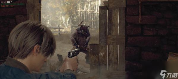 生化危机4躲避铁球的技巧有哪些？如何安全通过？