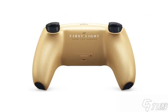 《007:初露锋芒》限量版索尼DualSense手柄公布