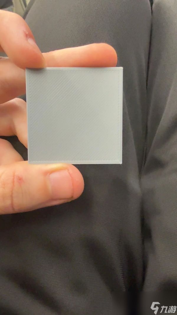 玩家贪便宜花1400元网购锐龙9 9950X3D：收到货傻了