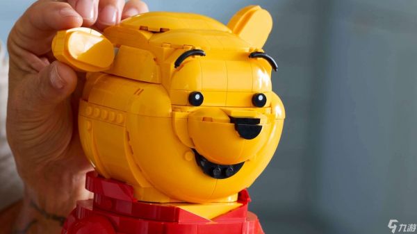 我们拼搭了 LEGO Disney Winnie the Pooh,一套献礼小熊百年诞辰的佳作