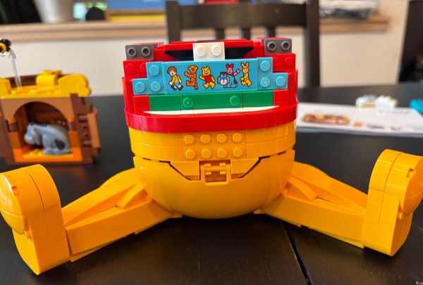 我们拼搭了 LEGO Disney Winnie the Pooh,一套献礼小熊百年诞辰的佳作