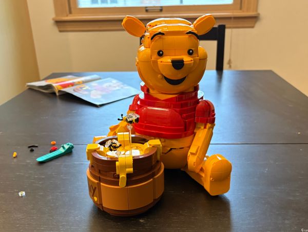 我们拼搭了 LEGO Disney Winnie the Pooh,一套献礼小熊百年诞辰的佳作